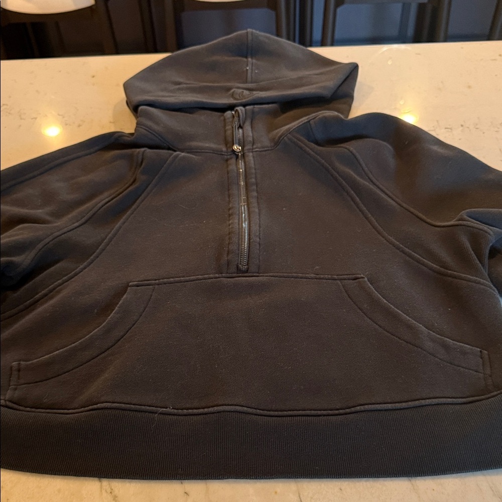 lululemon athletica Black Half-Zip Scuba